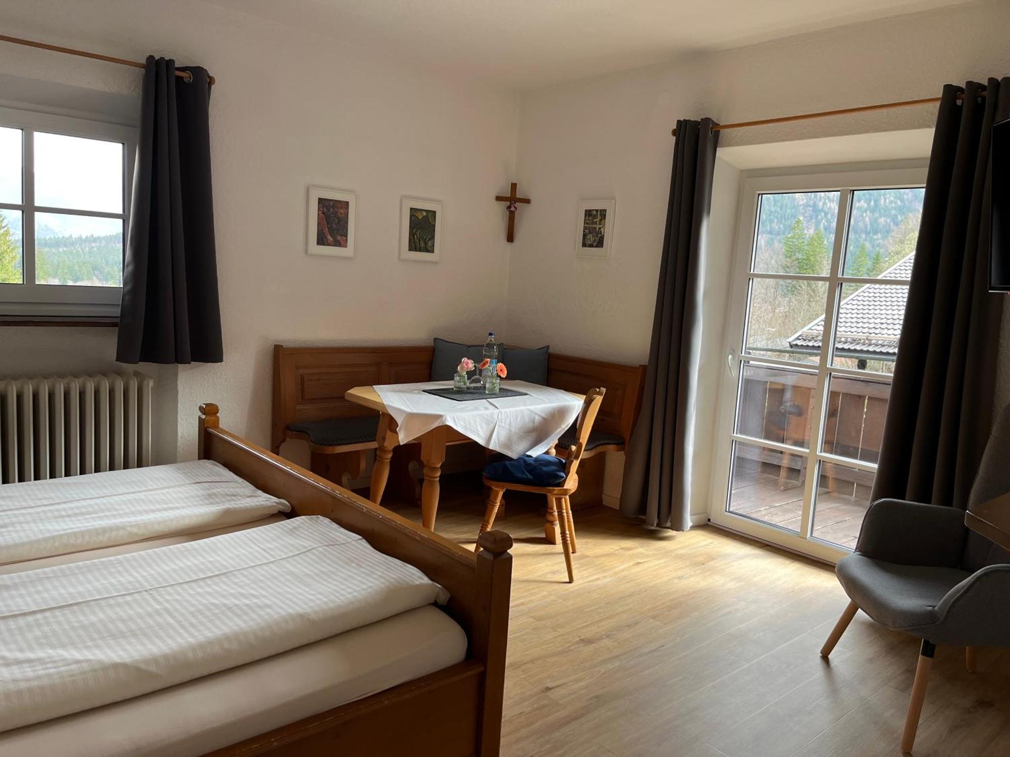 שליירסי Gaestehaus Hotel Maria Theresia מראה חיצוני תמונה