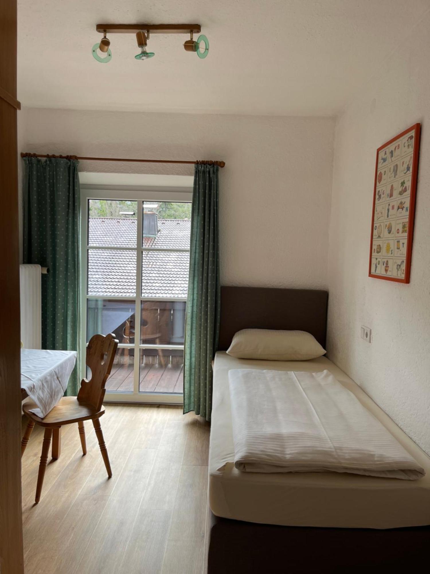 שליירסי Gaestehaus Hotel Maria Theresia מראה חיצוני תמונה
