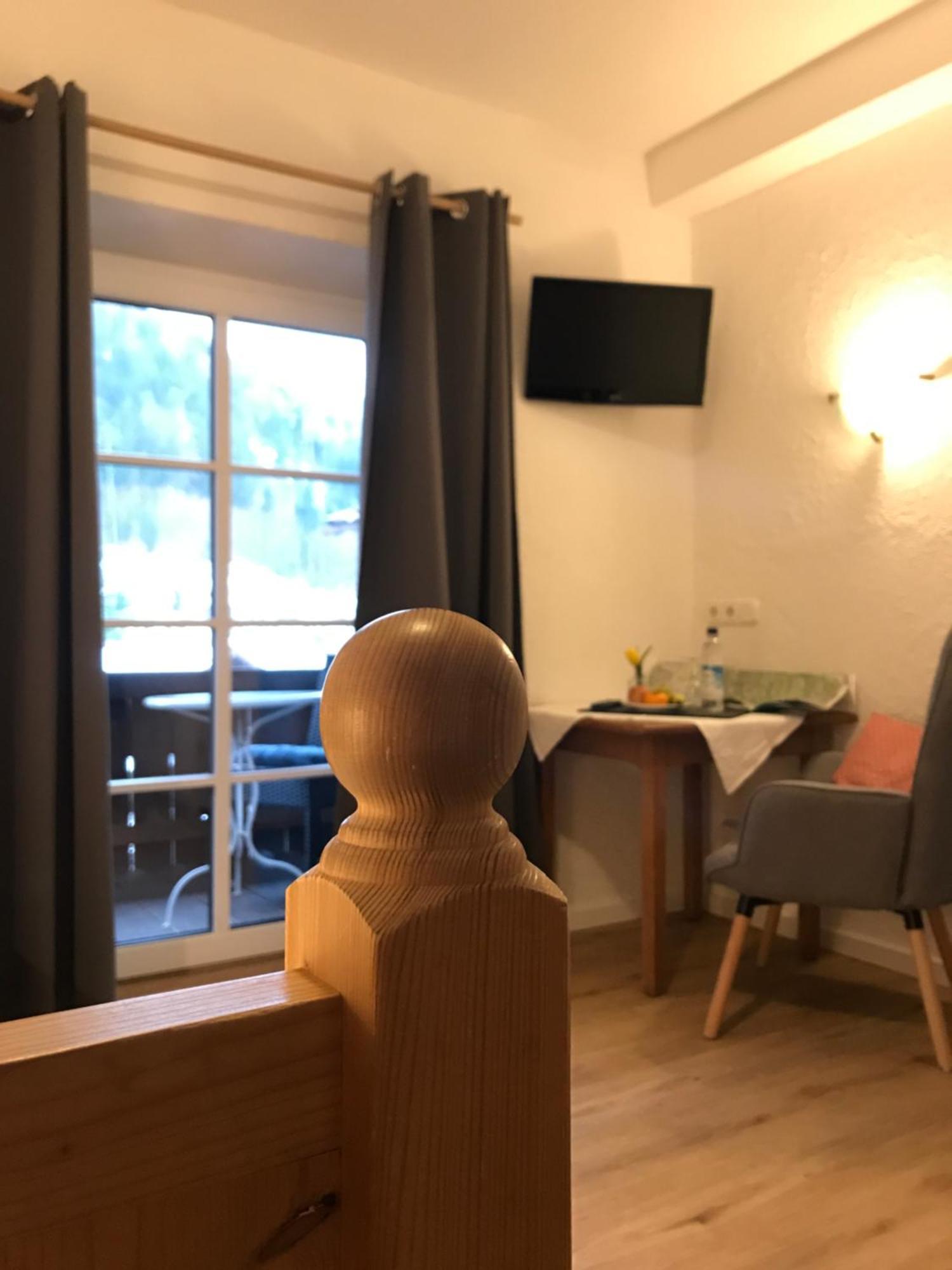 שליירסי Gaestehaus Hotel Maria Theresia מראה חיצוני תמונה