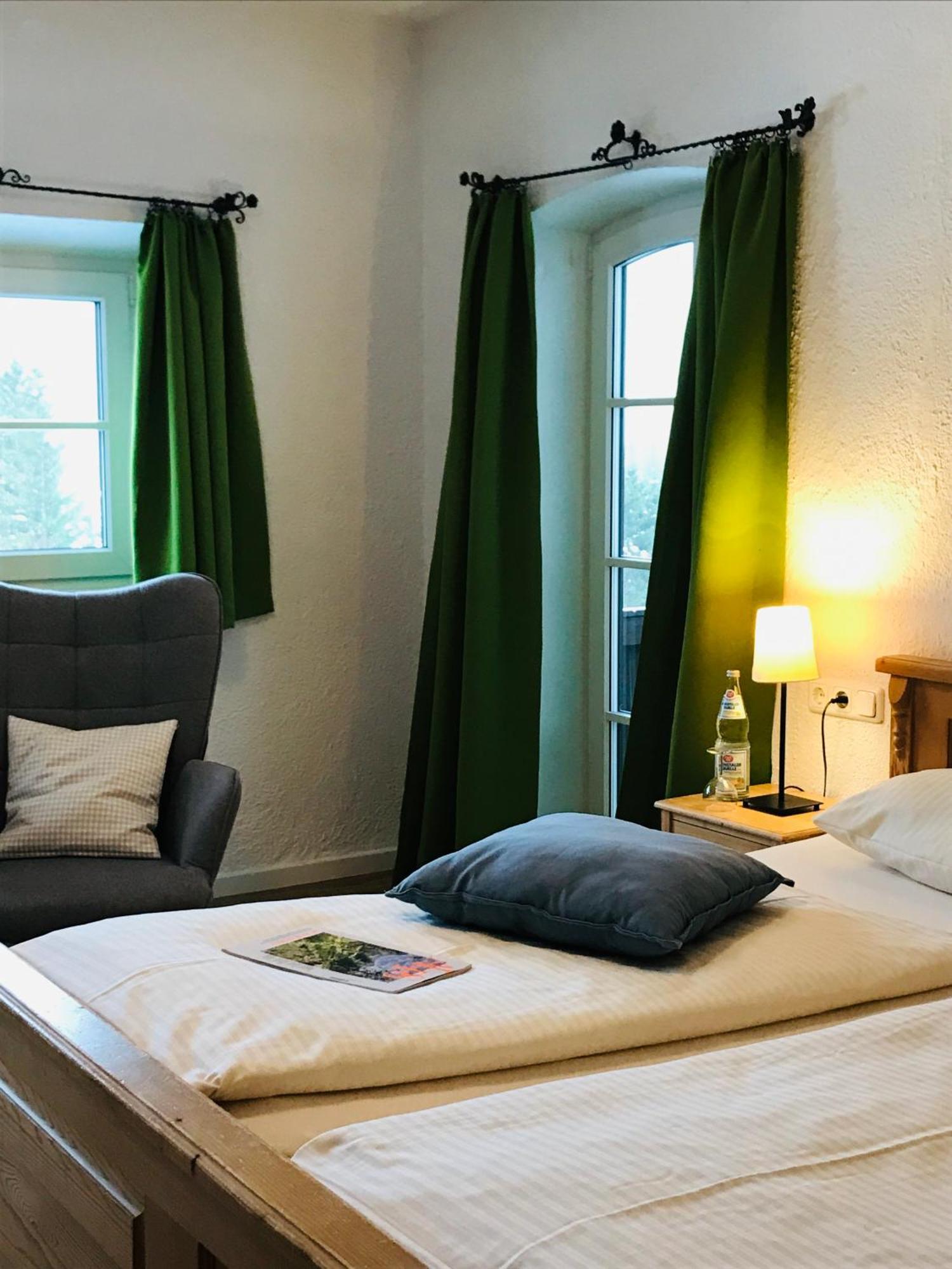 שליירסי Gaestehaus Hotel Maria Theresia מראה חיצוני תמונה